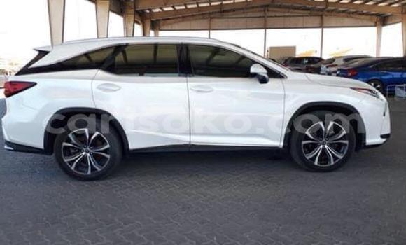 Buy Used Lexus RX 350 White Car in Gasarenda in Rwanda Buy Used Lexus RX 350 White Car in Gasarenda in Rwanda