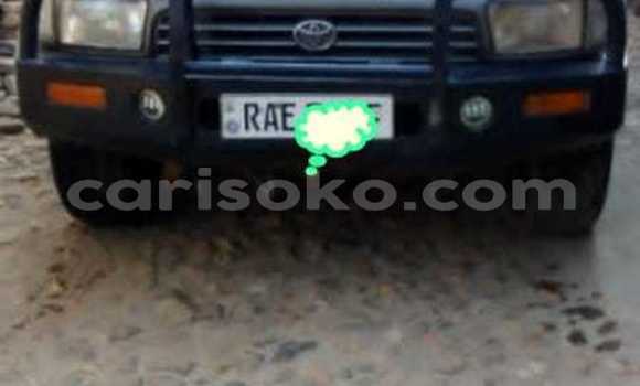 Acheter Occasion Voiture Toyota 4Runner Bleu à Muhanga, Rwanda Acheter Occasion Voiture Toyota 4Runner Bleu à Muhanga, Rwanda