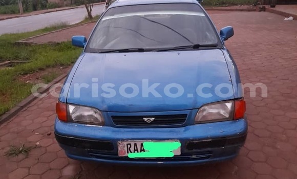 Acheter Occasion Voiture Toyota Corsa Bleu à Kigali, Rwanda Acheter Occasion Voiture Toyota Corsa Bleu à Kigali, Rwanda
