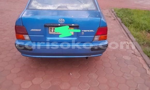 Acheter Occasion Voiture Toyota Corsa Bleu à Kigali, Rwanda Acheter Occasion Voiture Toyota Corsa Bleu à Kigali, Rwanda