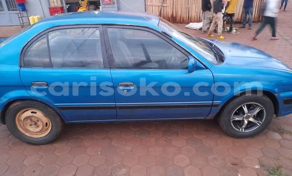 Acheter Occasion Voiture Toyota Corsa Bleu à Kigali, Rwanda Acheter Occasion Voiture Toyota Corsa Bleu à Kigali, Rwanda