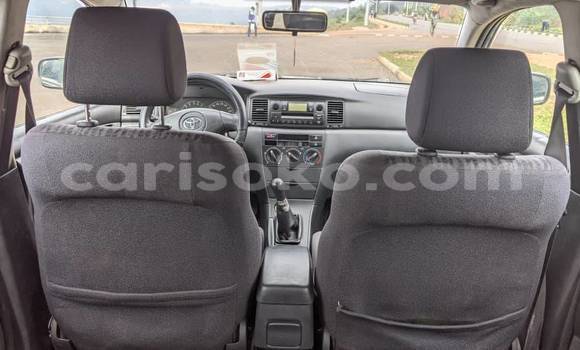 Acheter Occasion Voiture Toyota Corolla Bleu à Kigali, Rwanda Acheter Occasion Voiture Toyota Corolla Bleu à Kigali, Rwanda