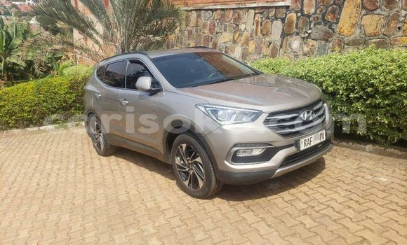 Acheter Occasion Voiture Hyundai Santa Fe Autre à Kigali, Rwanda Acheter Occasion Voiture Hyundai Santa Fe Autre à Kigali, Rwanda
