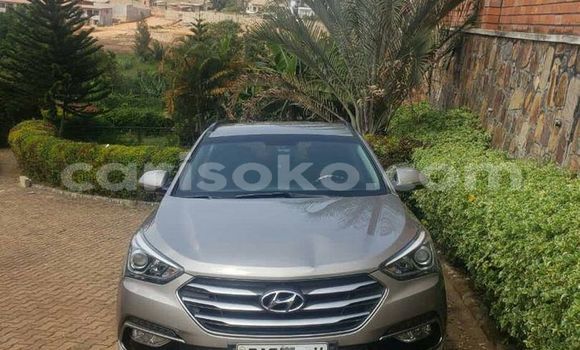 Acheter Occasion Voiture Hyundai Santa Fe Autre à Kigali, Rwanda Acheter Occasion Voiture Hyundai Santa Fe Autre à Kigali, Rwanda