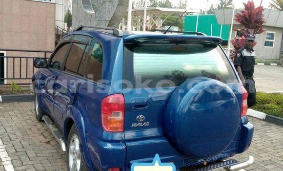 Acheter Occasion Voiture Toyota RAV4 Bleu à Kigali, Rwanda Acheter Occasion Voiture Toyota RAV4 Bleu à Kigali, Rwanda