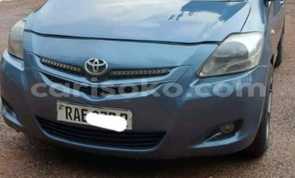 Acheter Occasion Voiture Toyota Yaris Bleu à Kigali, Rwanda Acheter Occasion Voiture Toyota Yaris Bleu à Kigali, Rwanda
