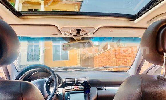 Acheter Occasion Voiture Mercedes-Benz KOMPRESSOR Gris à Kigali, Rwanda Acheter Occasion Voiture Mercedes-Benz KOMPRESSOR Gris à Kigali, Rwanda