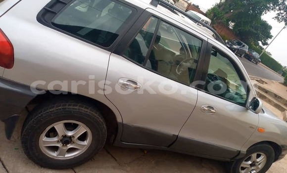 اشتري مستعمل Hyundai Santa Fe Gris سيارة في Kigali في Rwanda اشتري مستعمل Hyundai Santa Fe Gris سيارة في Kigali في Rwanda