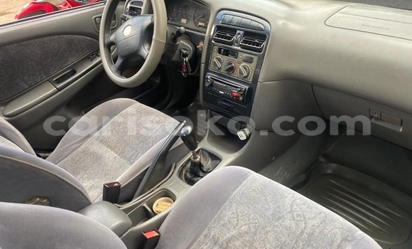 اشتري مستعمل Toyota Avensis Bleu سيارة في Kigali في Rwanda اشتري مستعمل Toyota Avensis Bleu سيارة في Kigali في Rwanda