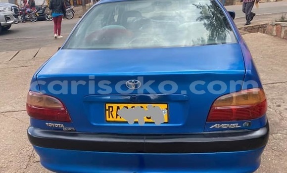 اشتري مستعمل Toyota Avensis Bleu سيارة في Kigali في Rwanda اشتري مستعمل Toyota Avensis Bleu سيارة في Kigali في Rwanda