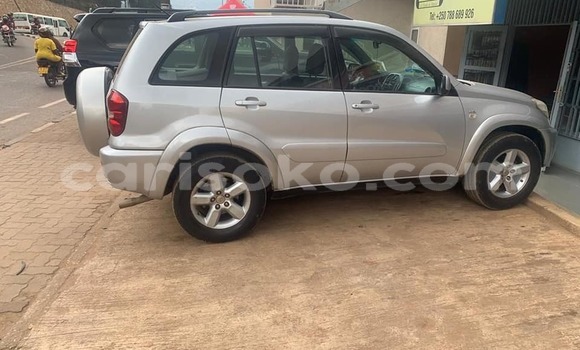 اشتري مستعمل Toyota RAV4 Gris سيارة في Kigali في Rwanda اشتري مستعمل Toyota RAV4 Gris سيارة في Kigali في Rwanda