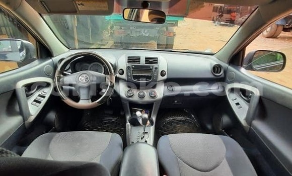 اشتري مستعمل Toyota RAV4 Noir سيارة في Kigali في Rwanda اشتري مستعمل Toyota RAV4 Noir سيارة في Kigali في Rwanda