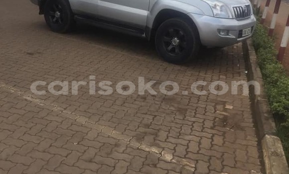 اشتري مستعمل Toyota Land Cruiser Prado Gris سيارة في Kigali في Rwanda اشتري مستعمل Toyota Land Cruiser Prado Gris سيارة في Kigali في Rwanda