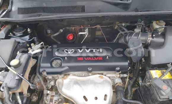 Sayi Na hannu Toyota RAV4 Noir Mota in Kigali a Rwanda Sayi Na hannu Toyota RAV4 Noir Mota in Kigali a Rwanda