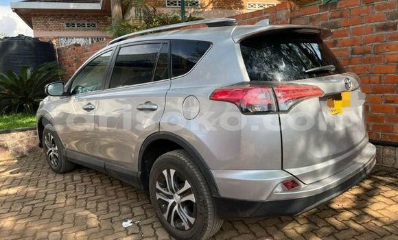 Sayi Na hannu Toyota RAV4 Gris Mota in Kigali a Rwanda Sayi Na hannu Toyota RAV4 Gris Mota in Kigali a Rwanda