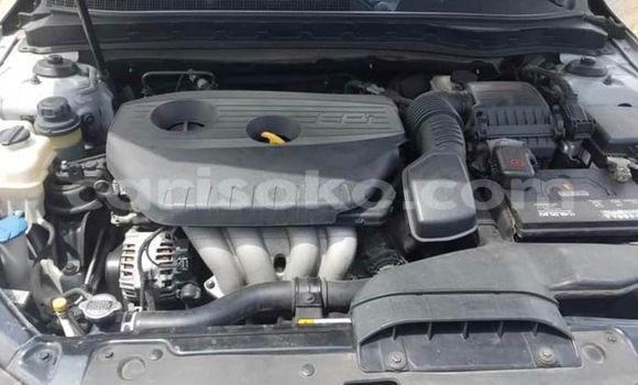 Sayi Na hannu Kia K5 Gris Mota in Kigali a Rwanda Sayi Na hannu Kia K5 Gris Mota in Kigali a Rwanda