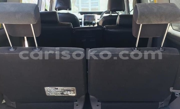Sayi Na hannu Toyota Noah Noir Mota in Kigali a Rwanda Sayi Na hannu Toyota Noah Noir Mota in Kigali a Rwanda