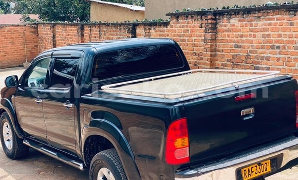 Sayi Na hannu Toyota Hiluxe VIGO Noir Mota in Kigali a Rwanda Sayi Na hannu Toyota Hiluxe VIGO Noir Mota in Kigali a Rwanda