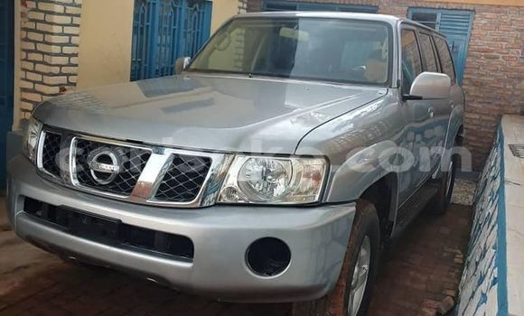 Sayi Na hannu Nissan Patrol Gris Mota in Kigali a Rwanda Sayi Na hannu Nissan Patrol Gris Mota in Kigali a Rwanda