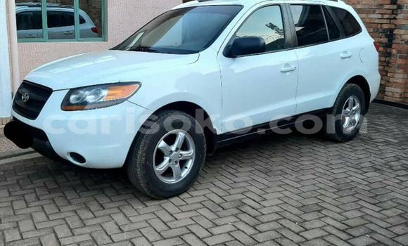 Sayi Na hannu Hyundai Santa Fe Blanc Mota in Kigali a Rwanda Sayi Na hannu Hyundai Santa Fe Blanc Mota in Kigali a Rwanda