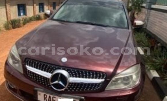 Sayi Na hannu Mercedes-Benz C–Class Rouge Mota in Kigali a Rwanda Sayi Na hannu Mercedes-Benz C–Class Rouge Mota in Kigali a Rwanda