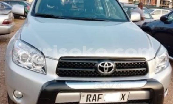 Sayi Na hannu Toyota RAV4 Gris Mota in Kigali a Rwanda Sayi Na hannu Toyota RAV4 Gris Mota in Kigali a Rwanda