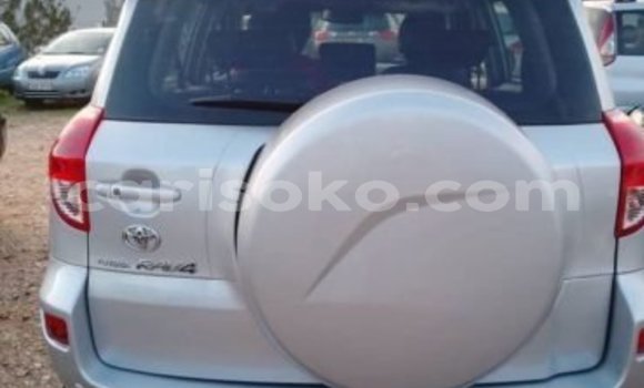 Sayi Na hannu Toyota RAV4 Gris Mota in Kigali a Rwanda Sayi Na hannu Toyota RAV4 Gris Mota in Kigali a Rwanda