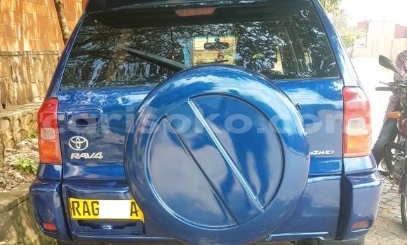 اشتري مستعمل Toyota RAV4 Bleu سيارة في Kigali في Rwanda اشتري مستعمل Toyota RAV4 Bleu سيارة في Kigali في Rwanda