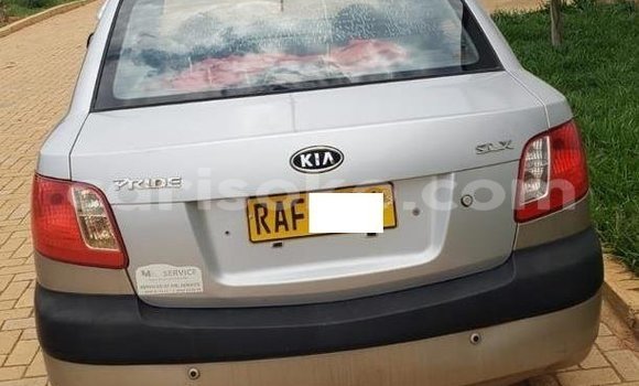 اشتري مستعمل Kia Pride Gris سيارة في Kigali في Rwanda اشتري مستعمل Kia Pride Gris سيارة في Kigali في Rwanda