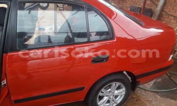 اشتري مستعمل Toyota Carina E Rouge سيارة في Kigali في Rwanda اشتري مستعمل Toyota Carina E Rouge سيارة في Kigali في Rwanda