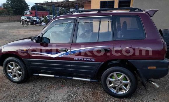 اشتري مستعمل Toyota RAV4 Rouge سيارة في Kigali في Rwanda اشتري مستعمل Toyota RAV4 Rouge سيارة في Kigali في Rwanda
