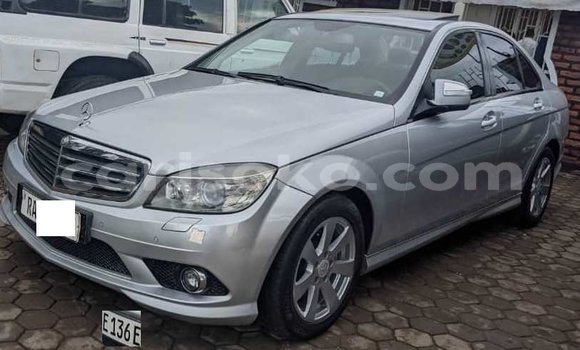 اشتري مستعمل Mercedes-Benz C–Class Gris سيارة في Kigali في Rwanda اشتري مستعمل Mercedes-Benz C–Class Gris سيارة في Kigali في Rwanda