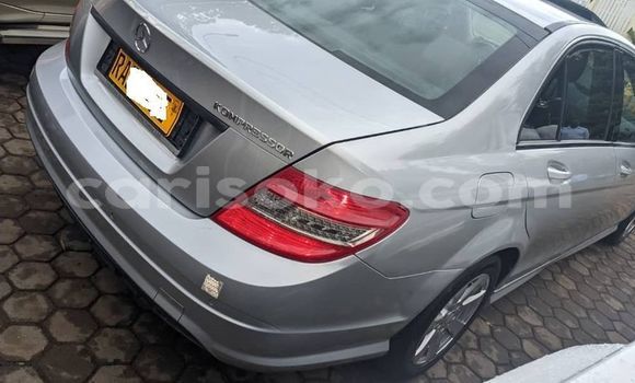 اشتري مستعمل Mercedes-Benz C–Class Gris سيارة في Kigali في Rwanda اشتري مستعمل Mercedes-Benz C–Class Gris سيارة في Kigali في Rwanda