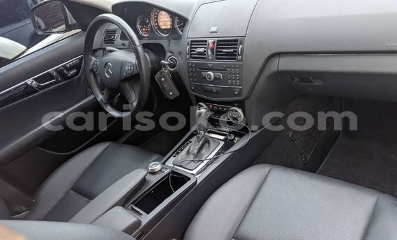 اشتري مستعمل Mercedes-Benz C–Class Gris سيارة في Kigali في Rwanda اشتري مستعمل Mercedes-Benz C–Class Gris سيارة في Kigali في Rwanda