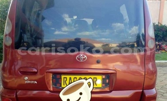 اشتري مستعمل Toyota Yaris Rouge سيارة في Kigali في Rwanda اشتري مستعمل Toyota Yaris Rouge سيارة في Kigali في Rwanda