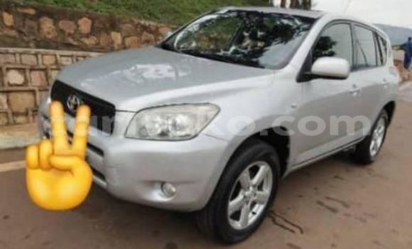 Sayi Na hannu Toyota RAV4 Gris Mota in Kigali a Rwanda Sayi Na hannu Toyota RAV4 Gris Mota in Kigali a Rwanda