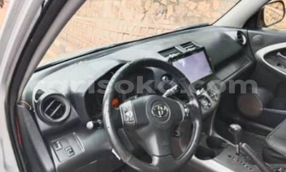 Sayi Na hannu Toyota RAV4 Gris Mota in Kigali a Rwanda Sayi Na hannu Toyota RAV4 Gris Mota in Kigali a Rwanda