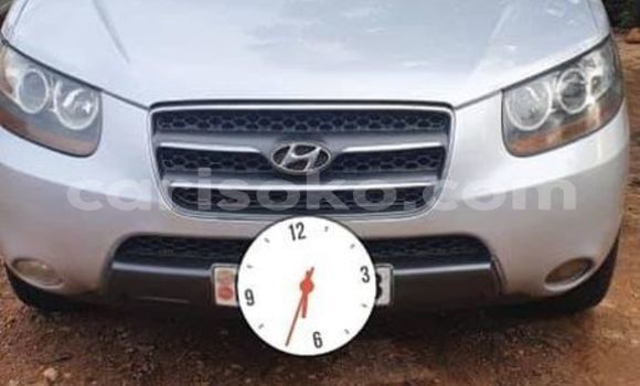 Buy Used Hyundai Santa Fe Silver Car in Kigali in Rwanda Buy Used Hyundai Santa Fe Silver Car in Kigali in Rwanda