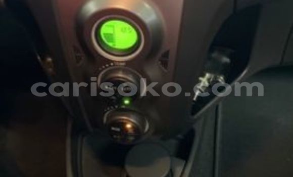 Buy Used Toyota Yaris Blue Car in Kigali in Rwanda Buy Used Toyota Yaris Blue Car in Kigali in Rwanda