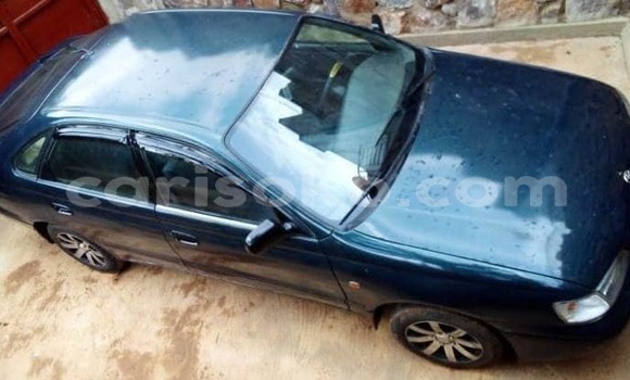 Acheter Occasion Voiture Toyota Carina E Bleu à Kigali, Rwanda Acheter Occasion Voiture Toyota Carina E Bleu à Kigali, Rwanda