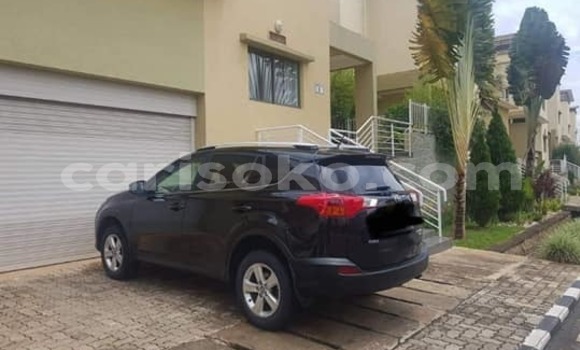 Acheter Occasion Voiture Toyota RAV4 Noir à Kigali, Rwanda Acheter Occasion Voiture Toyota RAV4 Noir à Kigali, Rwanda