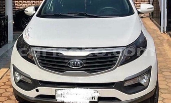 اشتري مستعمل Kia Sportage Blanc سيارة في Kigali في Rwanda اشتري مستعمل Kia Sportage Blanc سيارة في Kigali في Rwanda