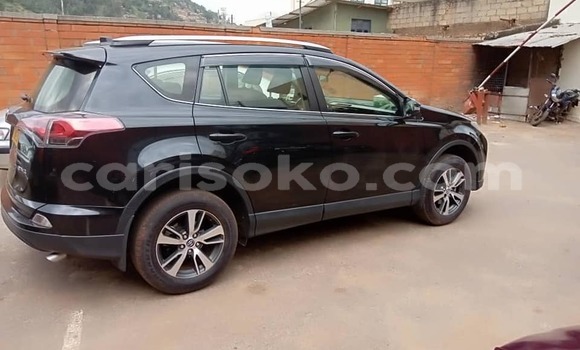 Sayi Na hannu Toyota RAV4 Noir Mota in Kigali a Rwanda Sayi Na hannu Toyota RAV4 Noir Mota in Kigali a Rwanda