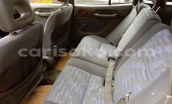 Sayi Na hannu Toyota RAV4 Rouge Mota in Kigali a Rwanda Sayi Na hannu Toyota RAV4 Rouge Mota in Kigali a Rwanda