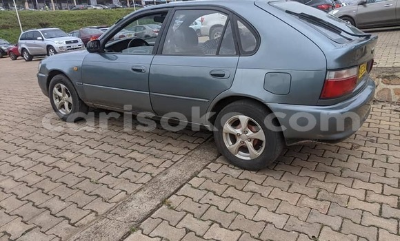 Acheter Occasion Voiture Toyota Corolla Bleu à Kigali, Rwanda Acheter Occasion Voiture Toyota Corolla Bleu à Kigali, Rwanda