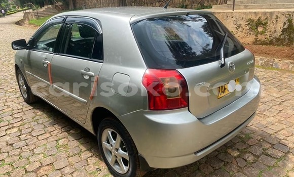 Acheter Occasion Voiture Toyota Corolla Gris à Kigali, Rwanda Acheter Occasion Voiture Toyota Corolla Gris à Kigali, Rwanda