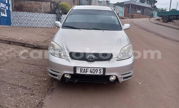 Acheter Occasion Voiture Toyota Matrix Gris à Kigali, Rwanda Acheter Occasion Voiture Toyota Matrix Gris à Kigali, Rwanda