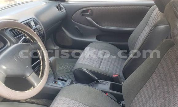 اشتري مستعمل Toyota Corolla Gris سيارة في Kigali في Rwanda اشتري مستعمل Toyota Corolla Gris سيارة في Kigali في Rwanda