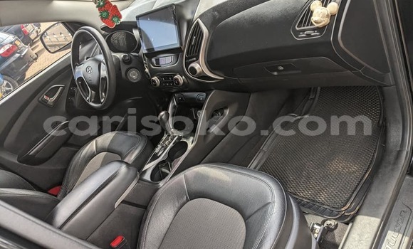 Acheter Occasion Voiture Hyundai Tucson Noir à Kigali, Rwanda Acheter Occasion Voiture Hyundai Tucson Noir à Kigali, Rwanda