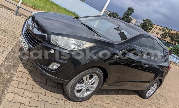 Acheter Occasion Voiture Hyundai Tucson Noir à Kigali, Rwanda Acheter Occasion Voiture Hyundai Tucson Noir à Kigali, Rwanda